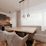 Apartment A Casa Amethyst