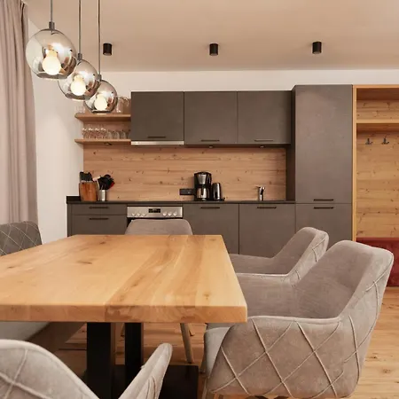 A Casa Amethyst Apartment *